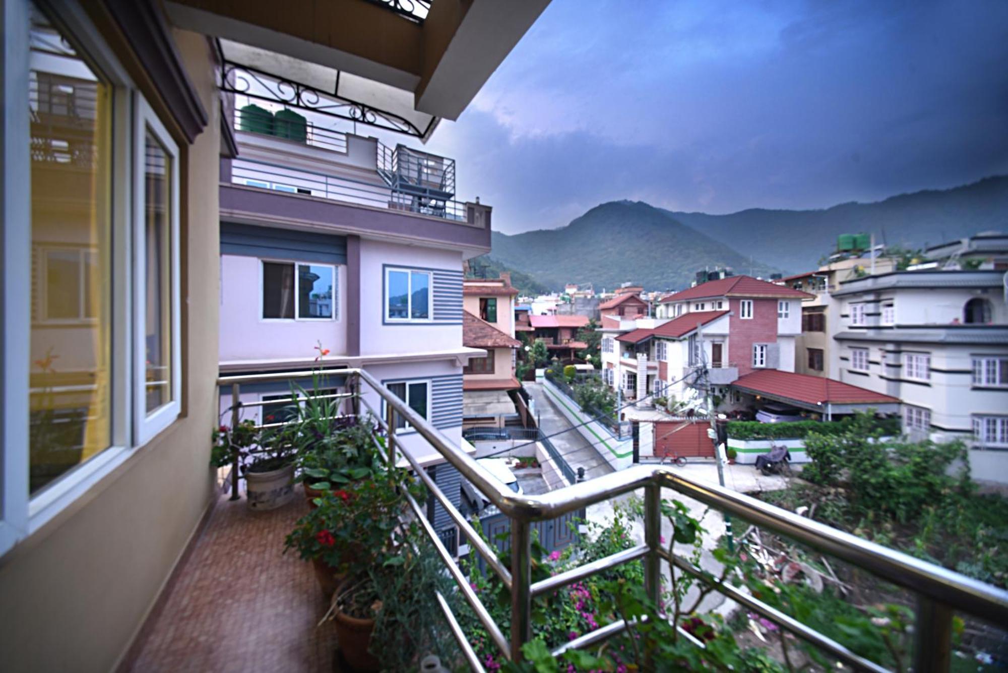 Mums Homestay & Studio Apartments Κατμαντού Εξωτερικό φωτογραφία